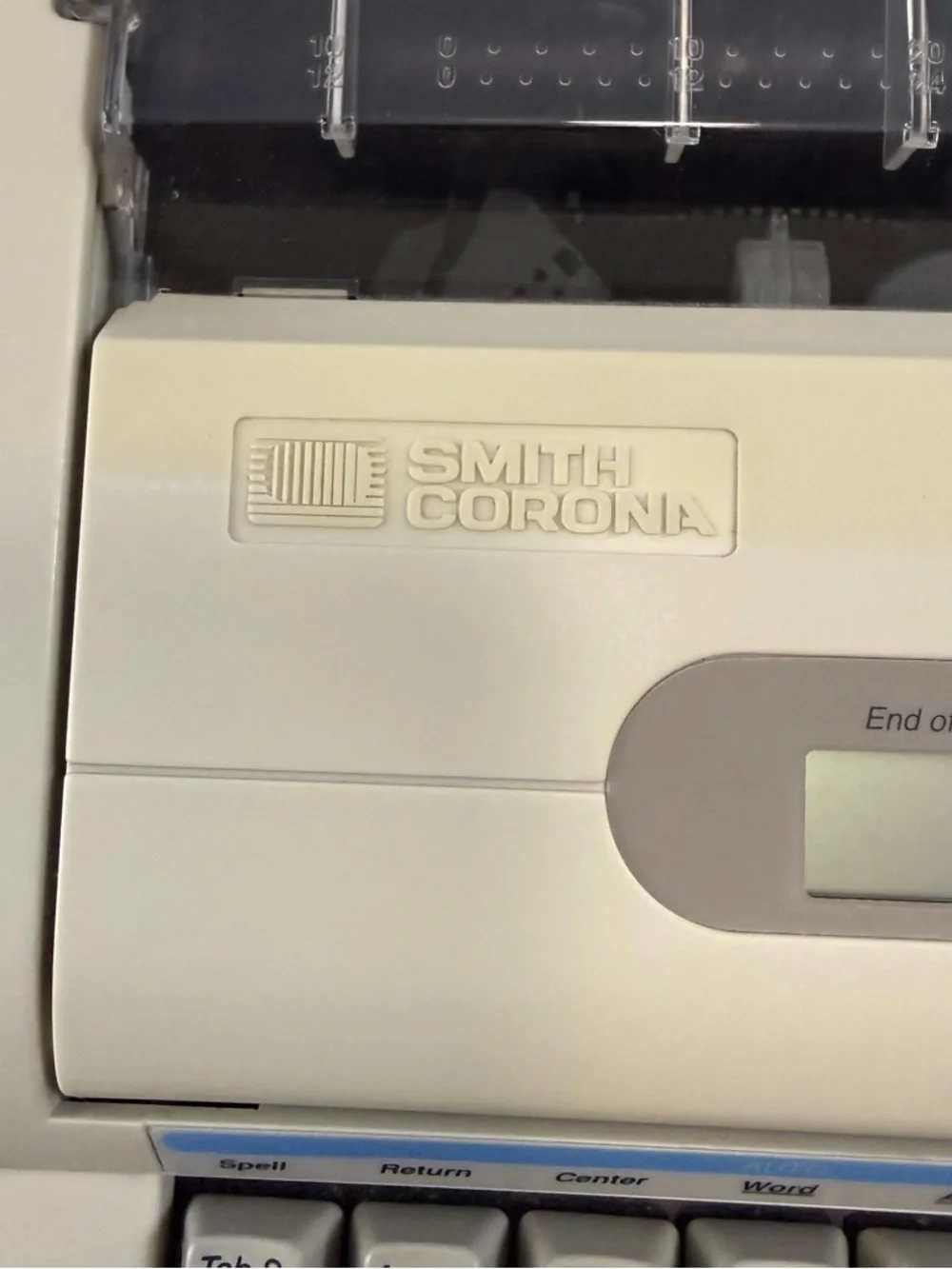 Beige Portable Typewriter - The Office 2000 model NA5HH tested & working